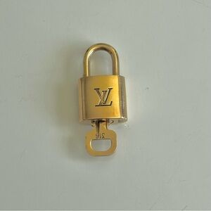 Louis Vuitton Lock and Key #316